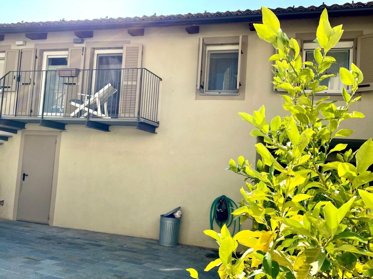 Casa Nel Vicolo - Storie E Dimore Chieri Kültér fotó
